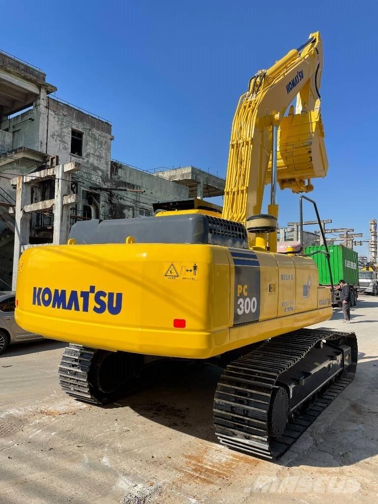 Komatsu PC 300-7 履带挖掘机