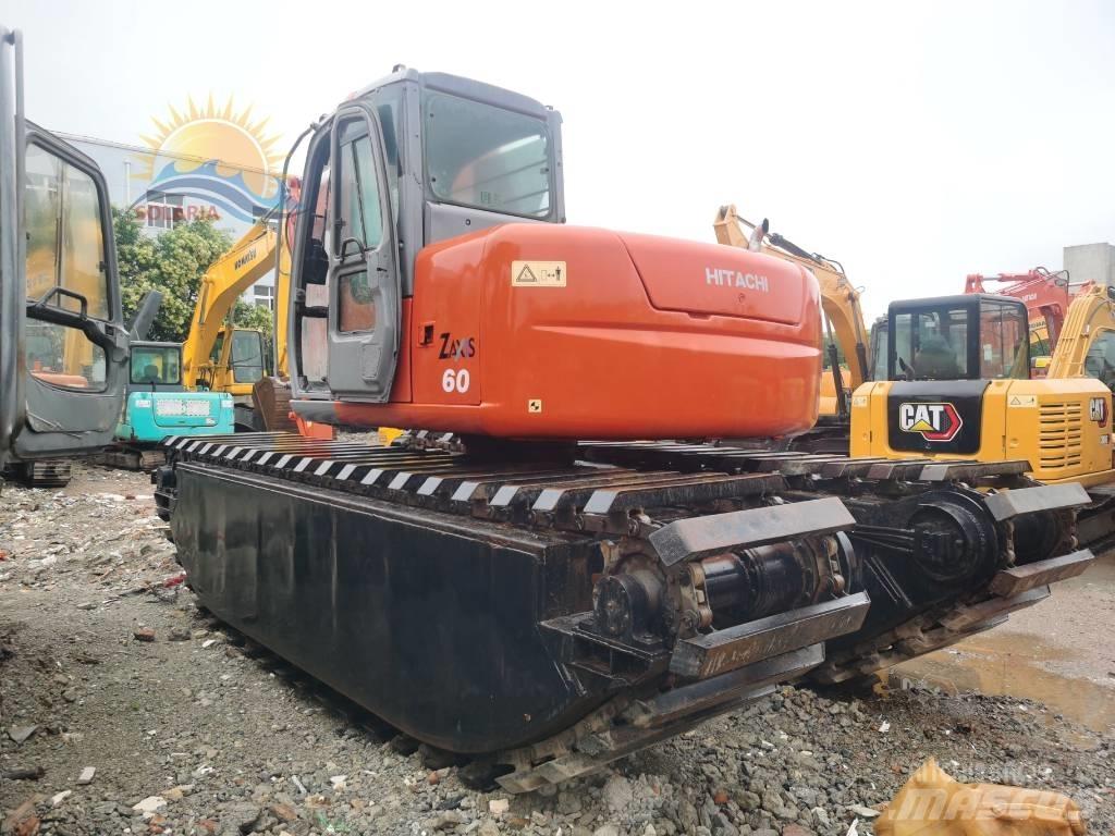 Hitachi ZX 60 水陆两栖挖掘机