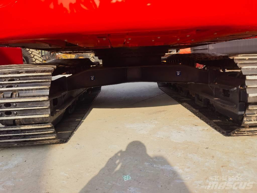Doosan DX 140 履带挖掘机