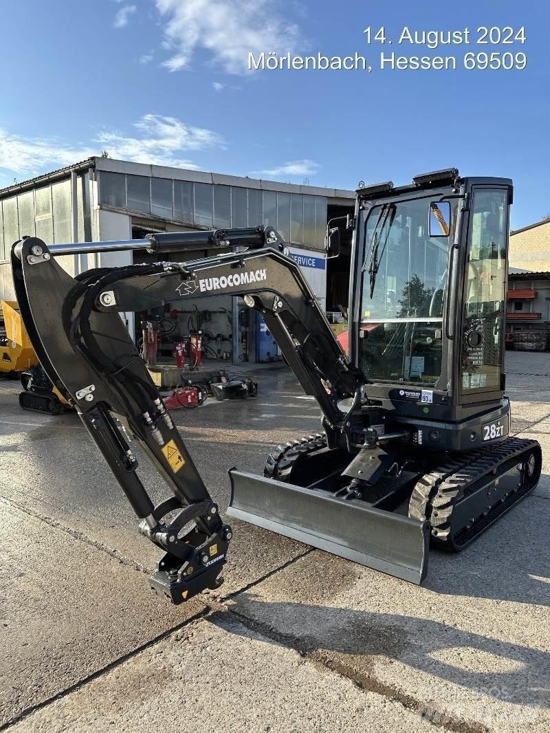 Eurocomach 28ZT 小型挖掘机