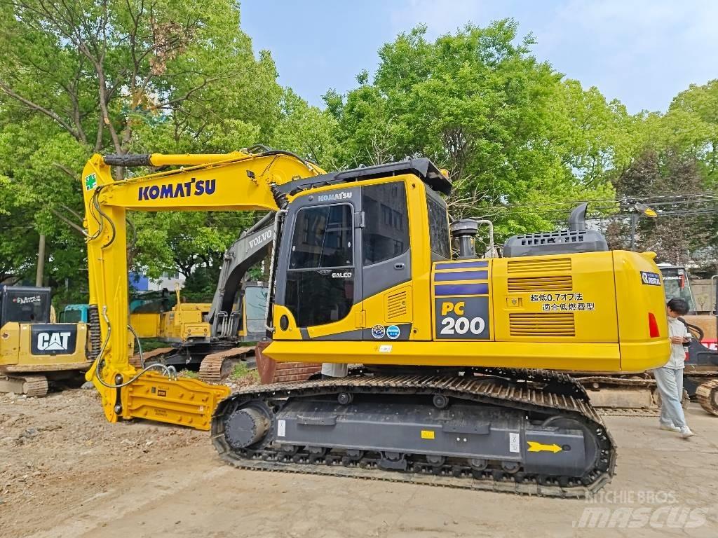 Komatsu PC 200-8 履带挖掘机