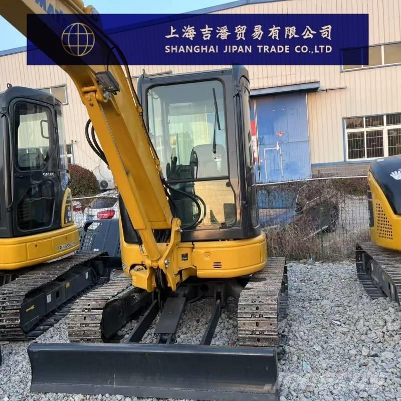 Komatsu PC 35 小型挖掘机