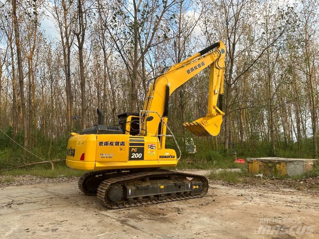 Komatsu PC200-8 履带挖掘机