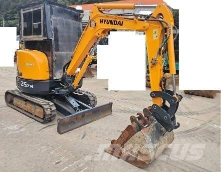 Hyundai Robex 25 Z 小型挖掘机