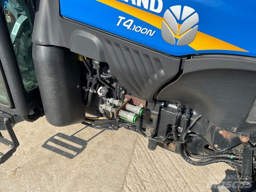 New Holland T 4.100 拖拉机/农用车