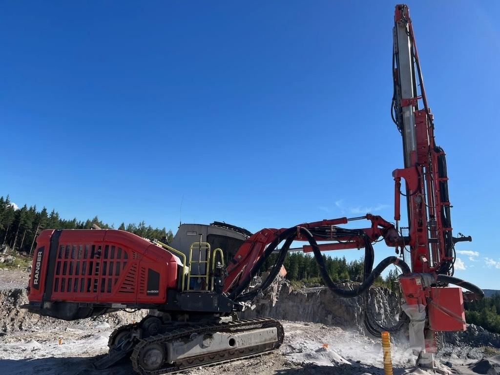 Sandvik DX 800i 钻孔机