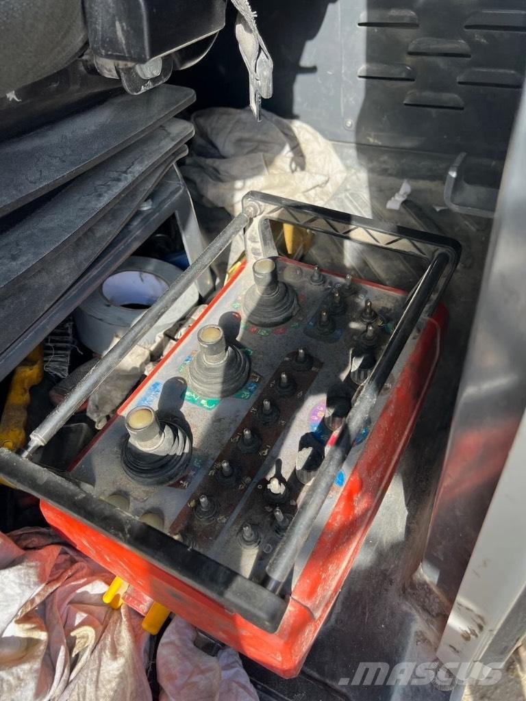 Sandvik DX 800i 钻孔机