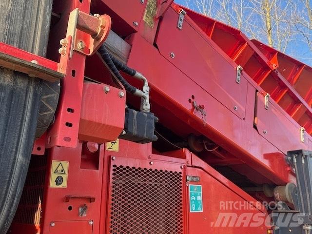 Terex Finlay 883+ 振动筛