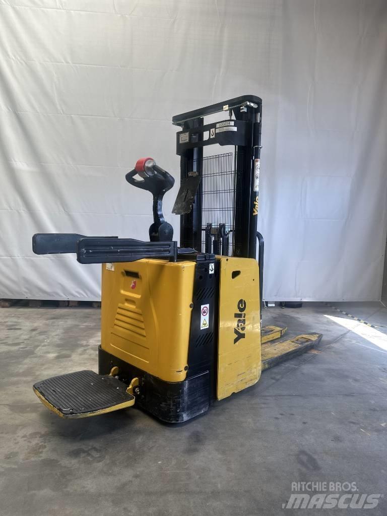 Yale ms15x 手推堆垛车