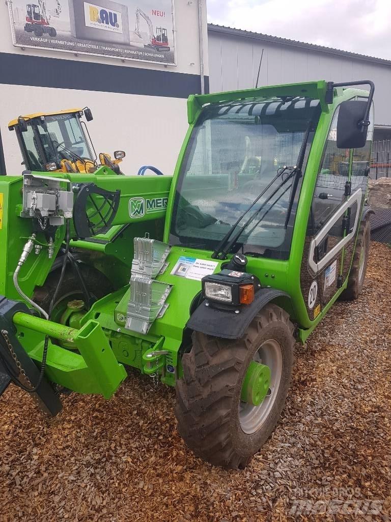 Merlo P 27.6 Plus 伸缩臂叉装车|叉装车