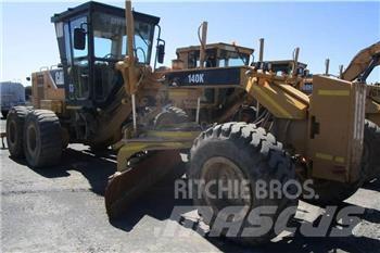 CAT 140K 平地机/推土机
