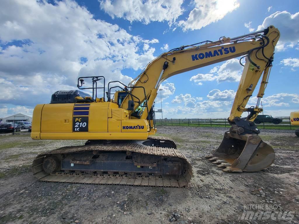 Komatsu PC210-11E0 履带挖掘机