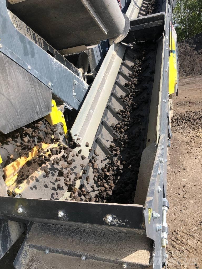 Keestrack R3e 移动式破碎机