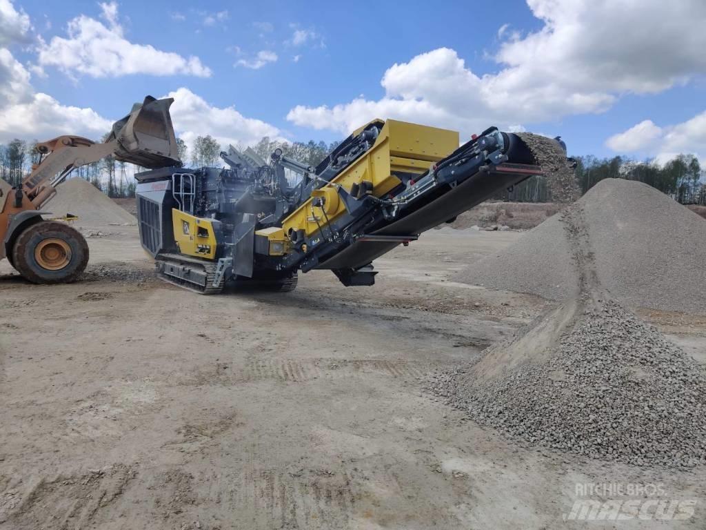 Keestrack R3h 移动式破碎机