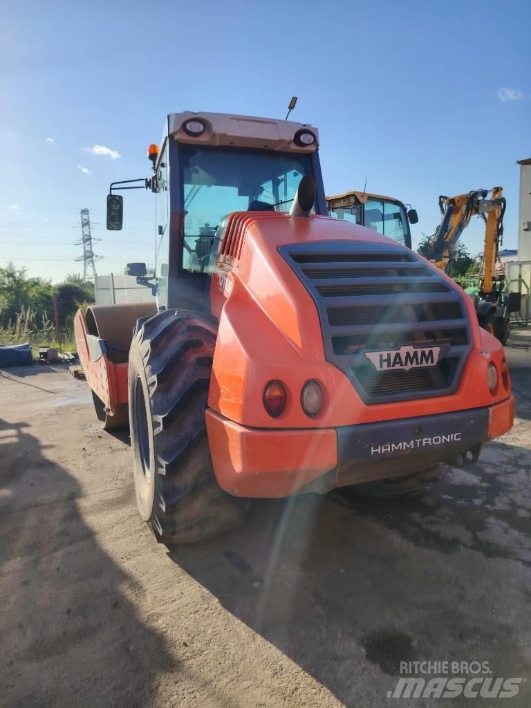 Hamm H13 单轮压路机