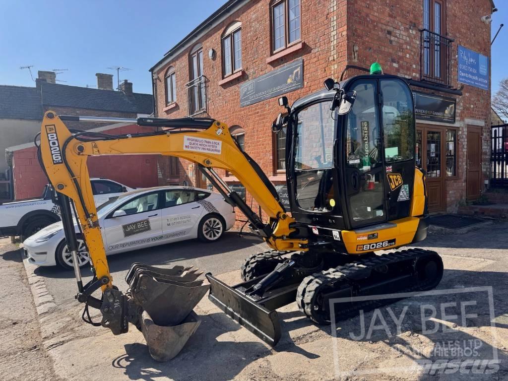 JCB 8026 CTS 小型挖掘机