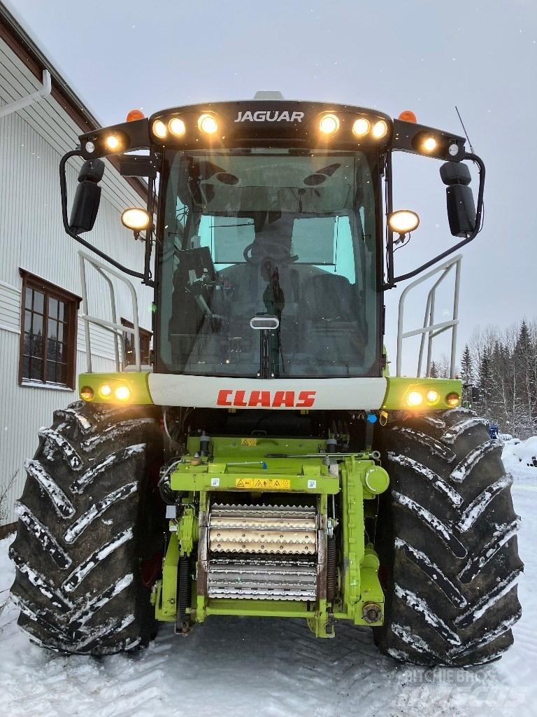 CLAAS Jaguar 950 自走式青贮饲料收割机