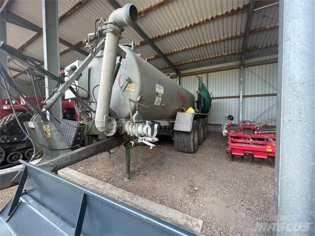 Fliegl PFW 20000 水肥车