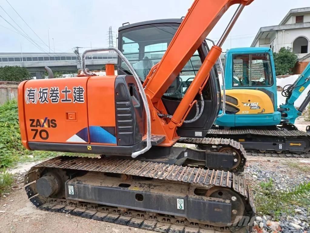 Hitachi ZX70 小型挖掘机