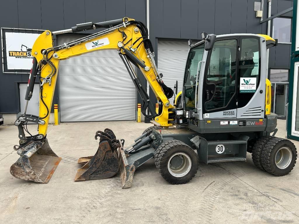 Wacker Neuson EW 65 轮式挖掘机