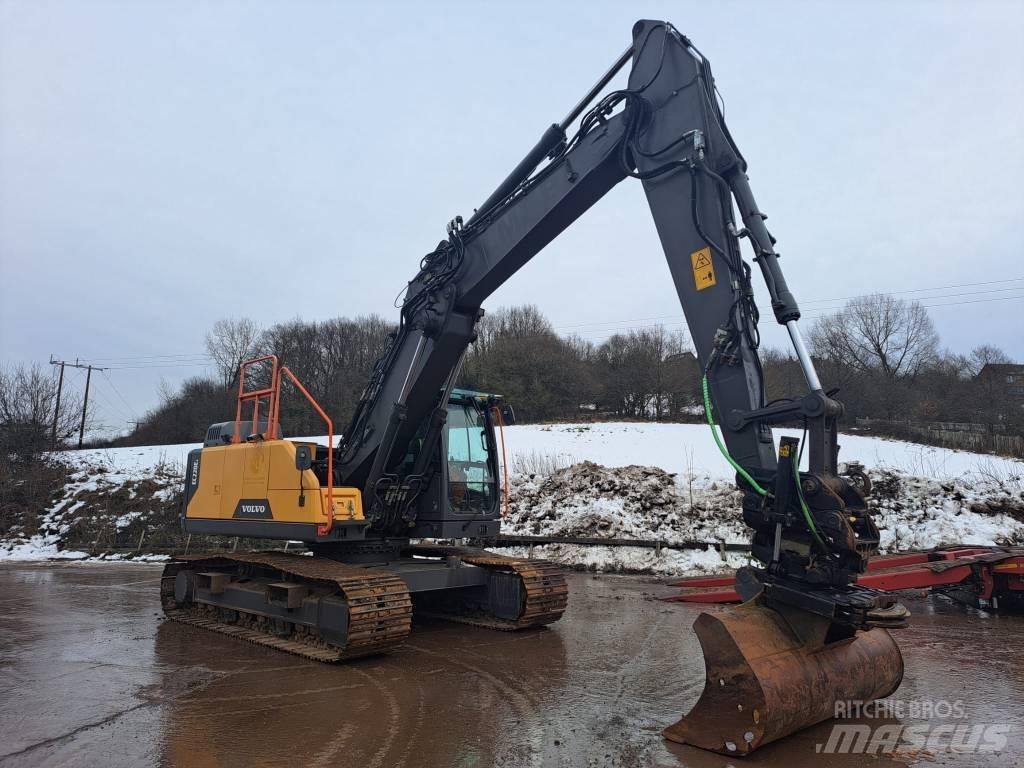Volvo EC 220 EL 履带挖掘机