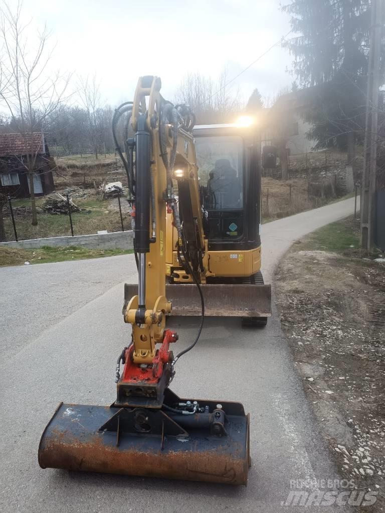 CAT 303 E CR 履带挖掘机