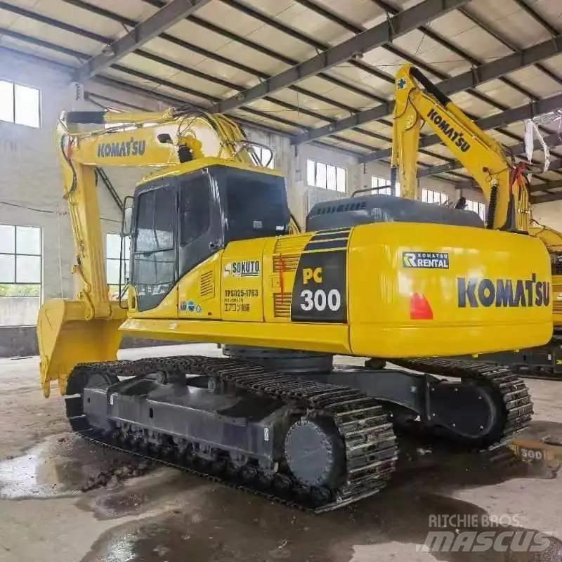 Komatsu PC300-7 履带挖掘机