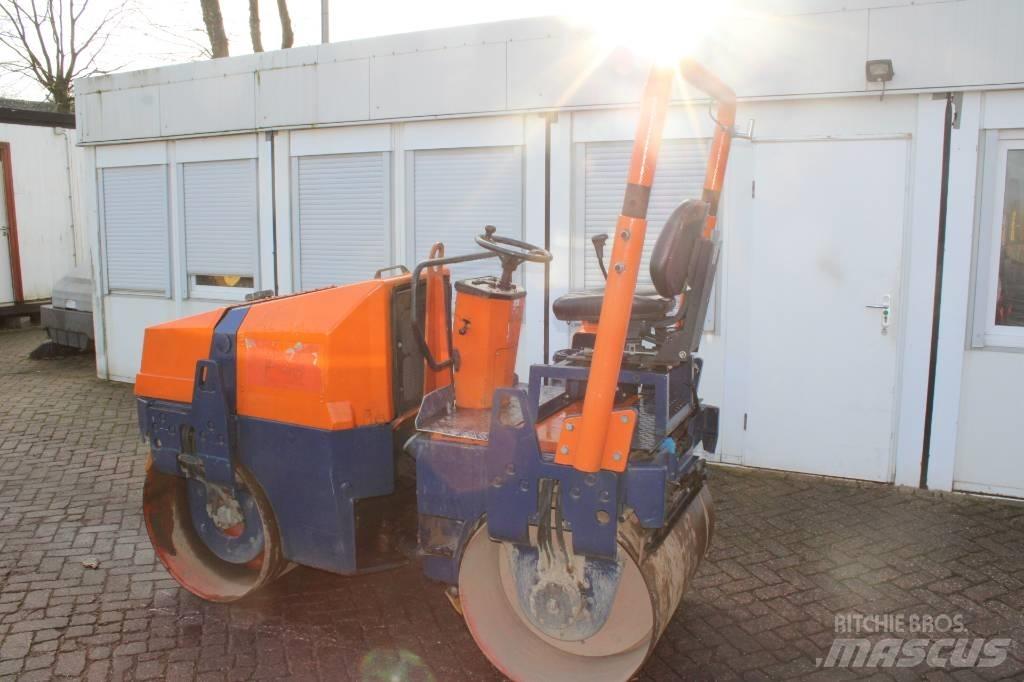 Ammann AV 23 E 双轮压路机