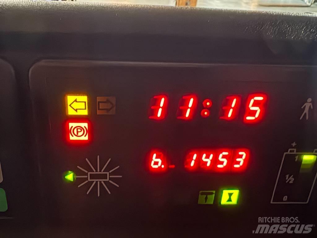 Toyota RRE 140 前移式叉车
