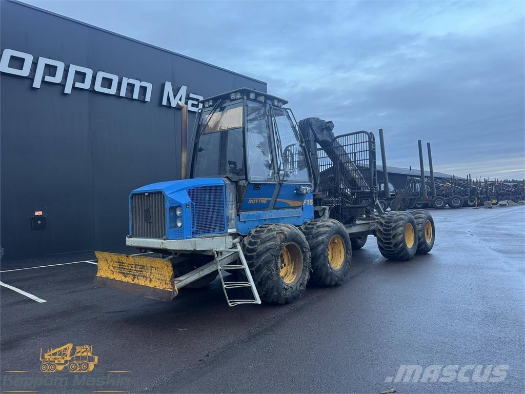 Rottne F15 集运机