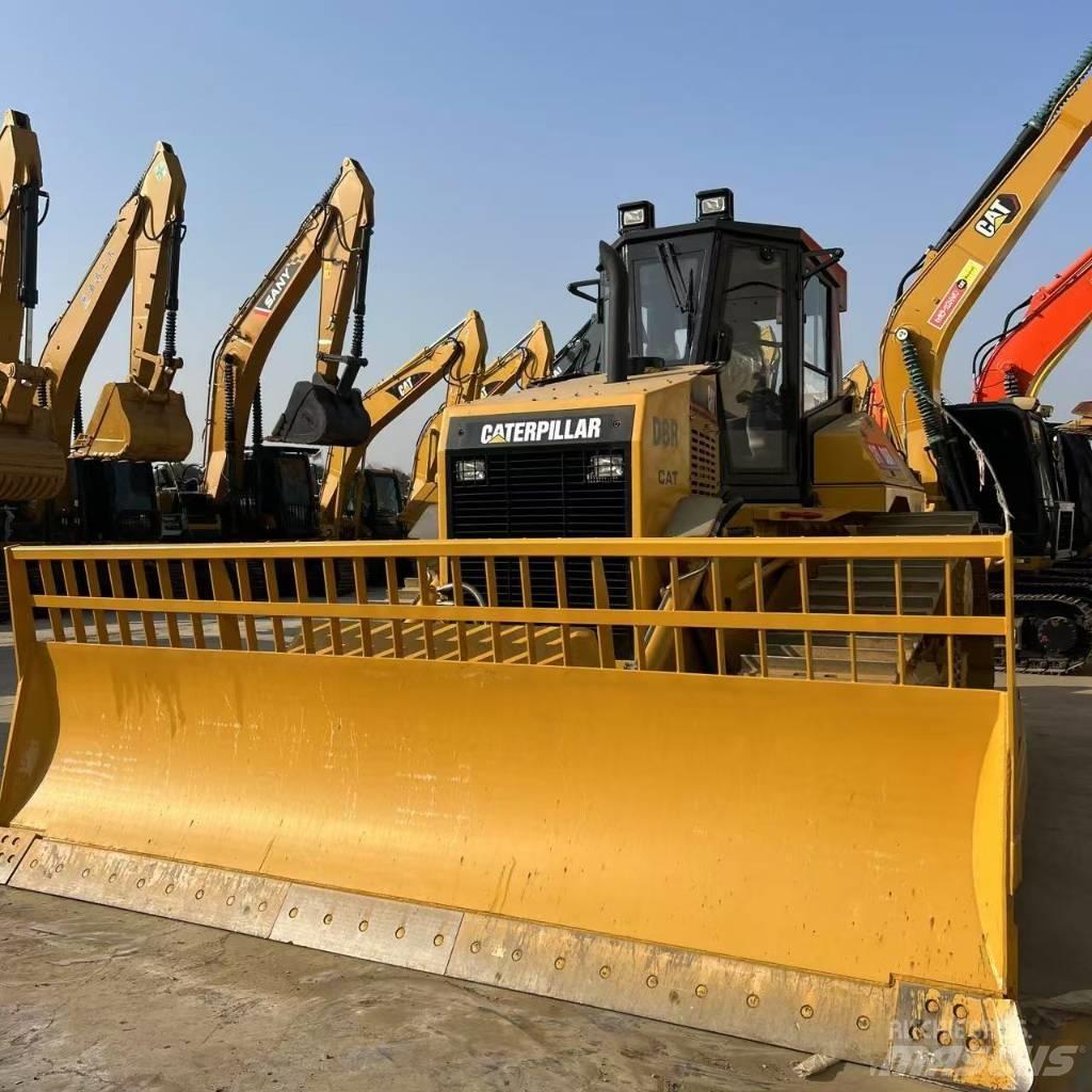 CAT D 8 R 履带式推土机