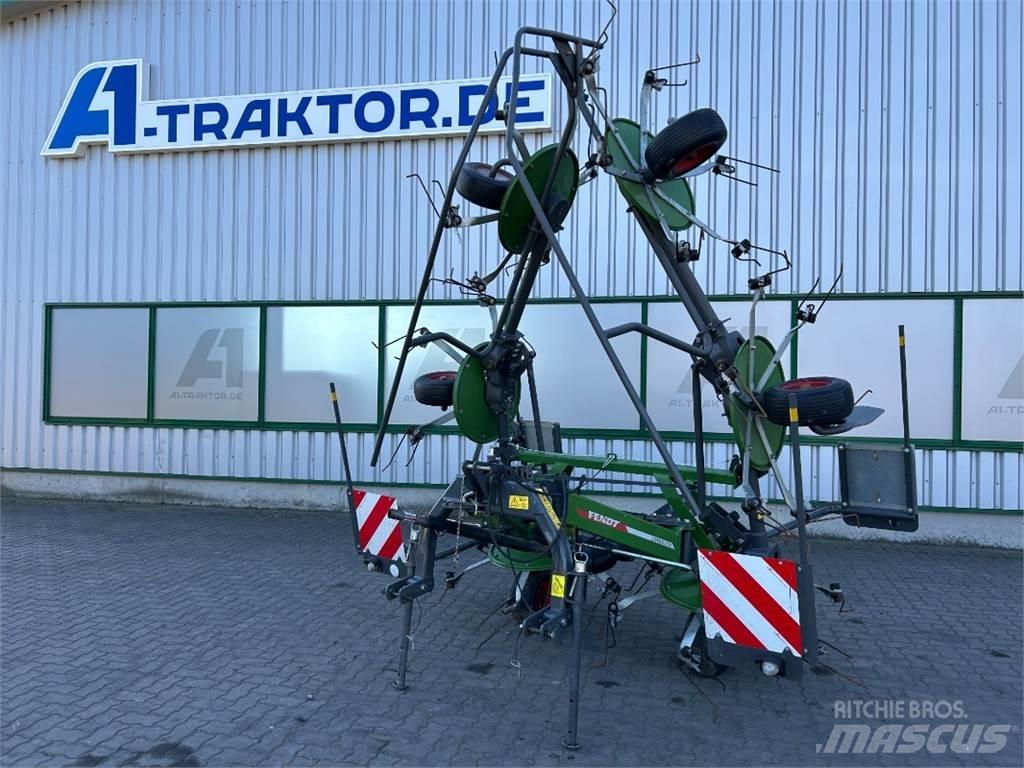 Fendt Lotus 770 犁耙和摊草机