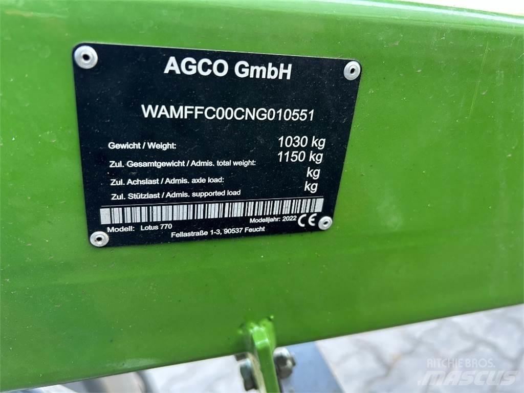 Fendt Lotus 770 犁耙和摊草机