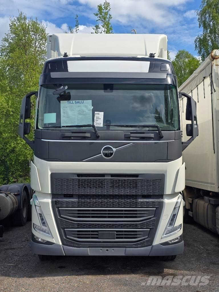 Volvo FH460 厢式货车