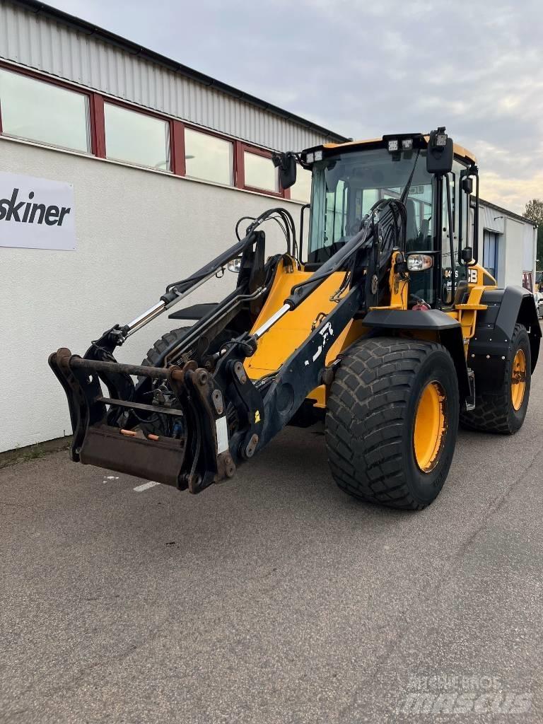 JCB 413S 轮式装载机