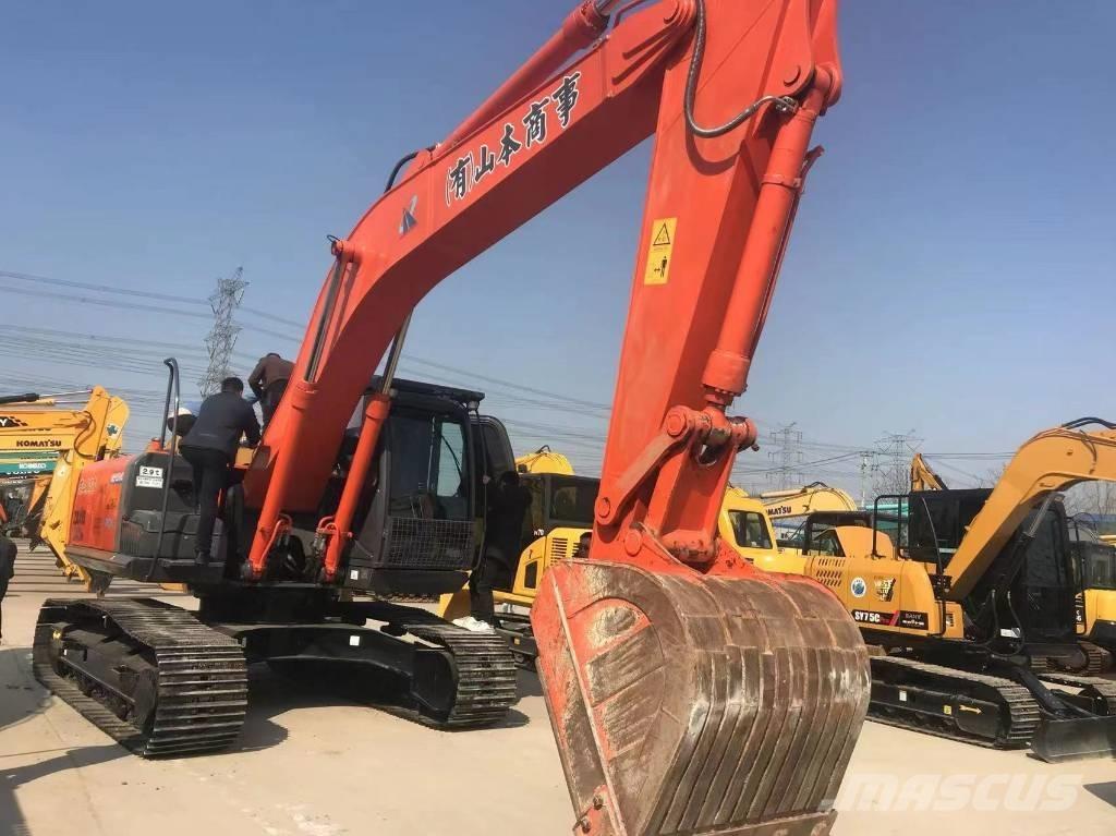 Hitachi 240-3 履带挖掘机