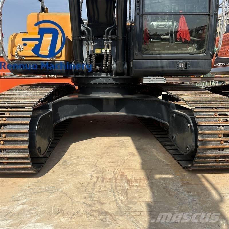 Hyundai 215-9S 履带挖掘机