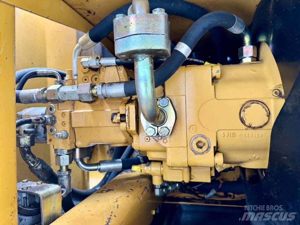 CAT M 316 C 轮式挖掘机