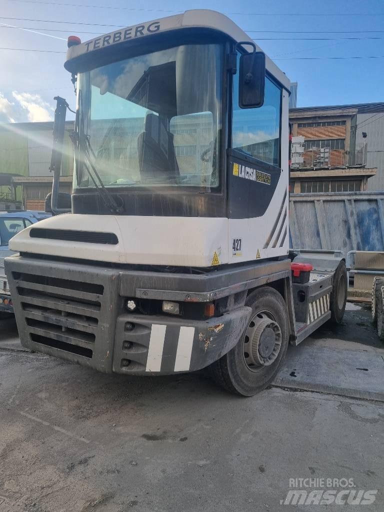 Terberg RT283 码头牵引车