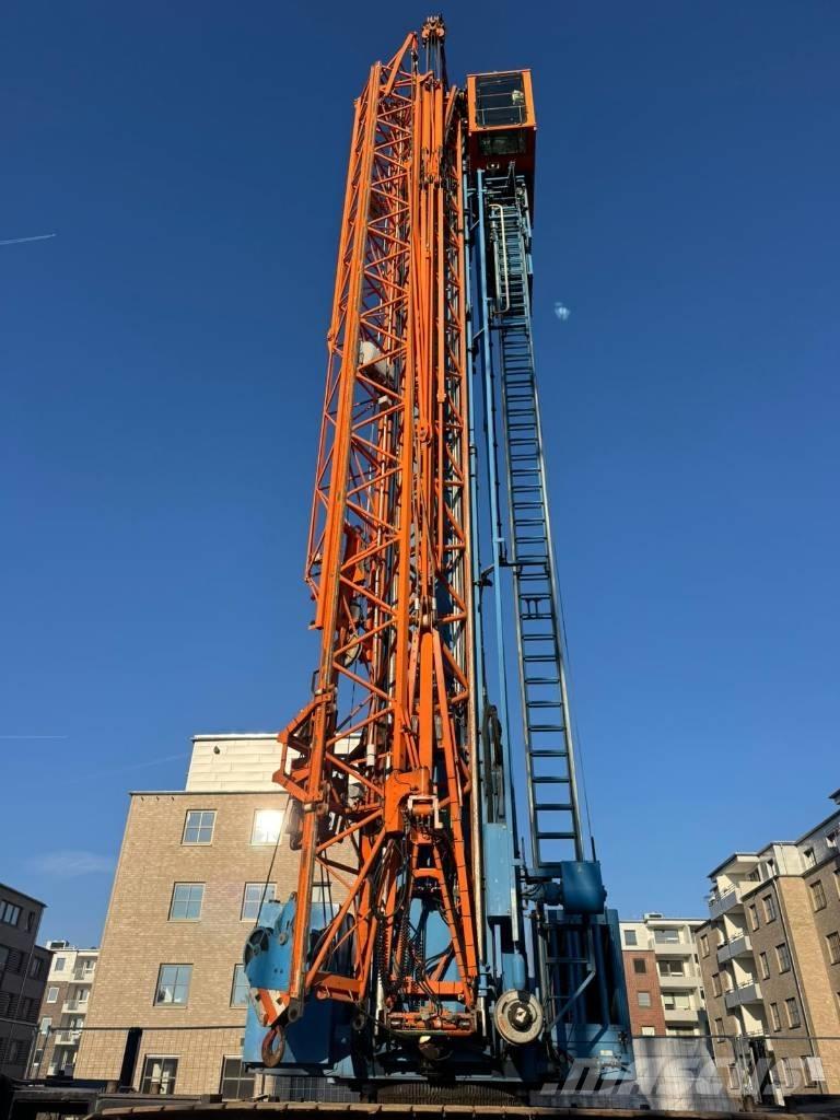 Spierings sk2400R 履带起重机