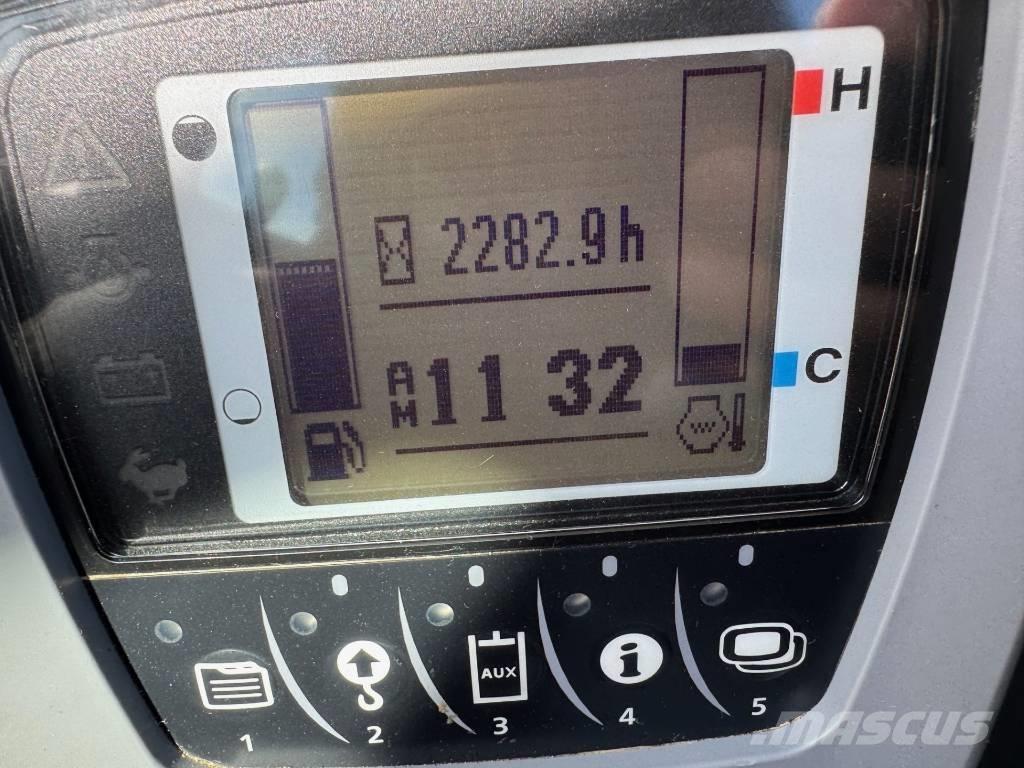 Kubota KX 033-4 小型挖掘机