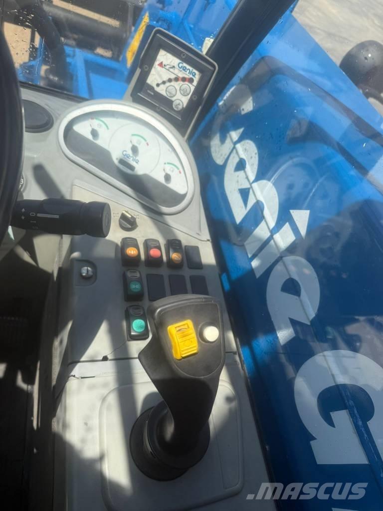 Genie GTH 2506 伸缩臂叉装车|叉装车