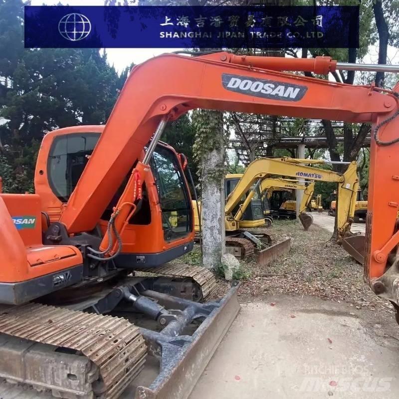 Doosan DX 75-9 C 小型挖掘机