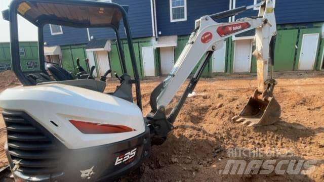 Bobcat E 35 小型挖掘机