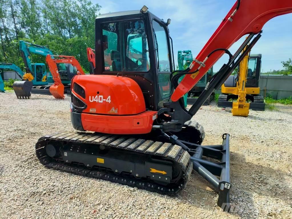 Kubota U 40 小型挖掘机