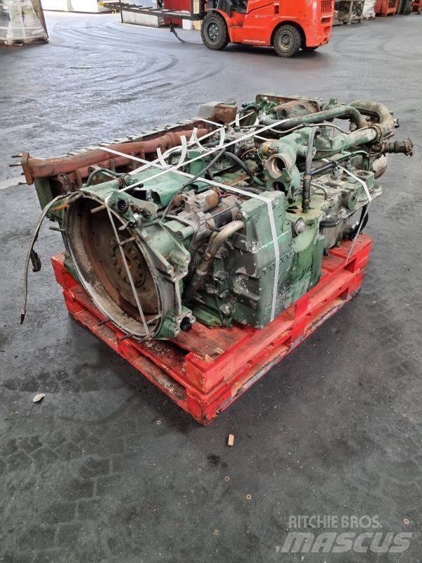 Volvo DH12D 发动机
