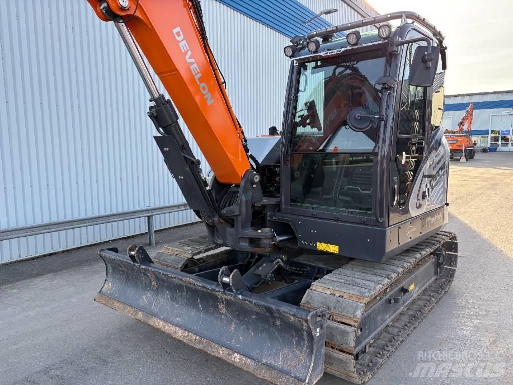 Develon DX 85 R-7 中型挖掘机