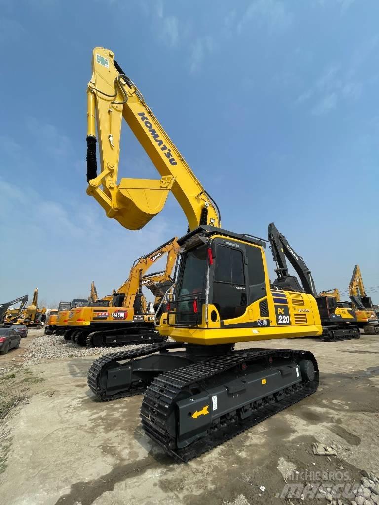 Komatsu PC 220 履带挖掘机