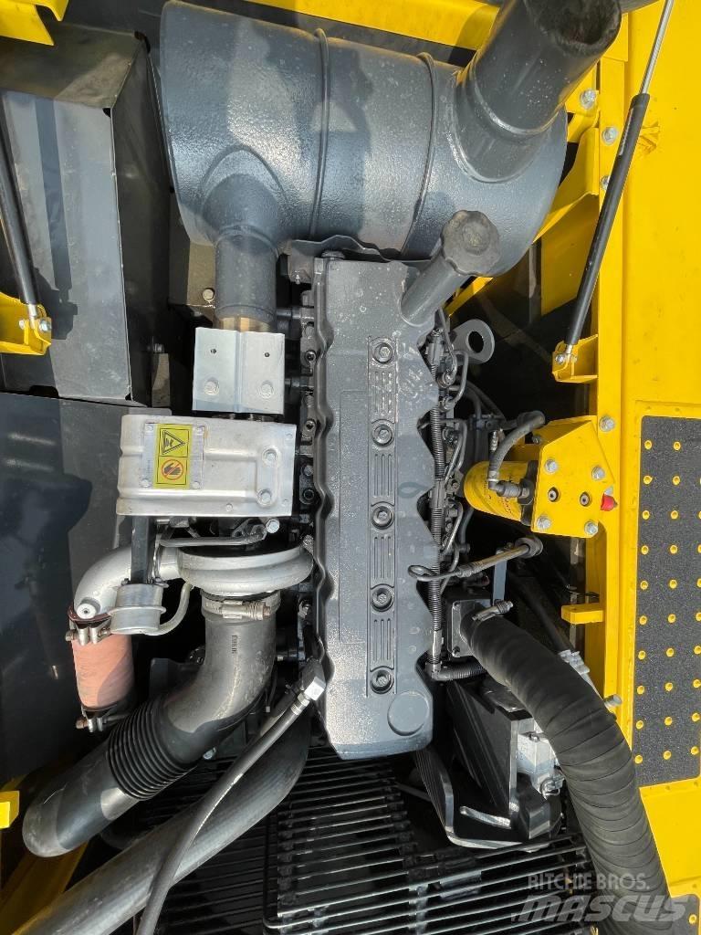 Komatsu PC 220 履带挖掘机