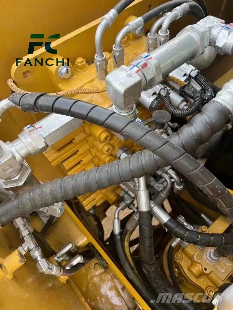 CAT 307 履带挖掘机